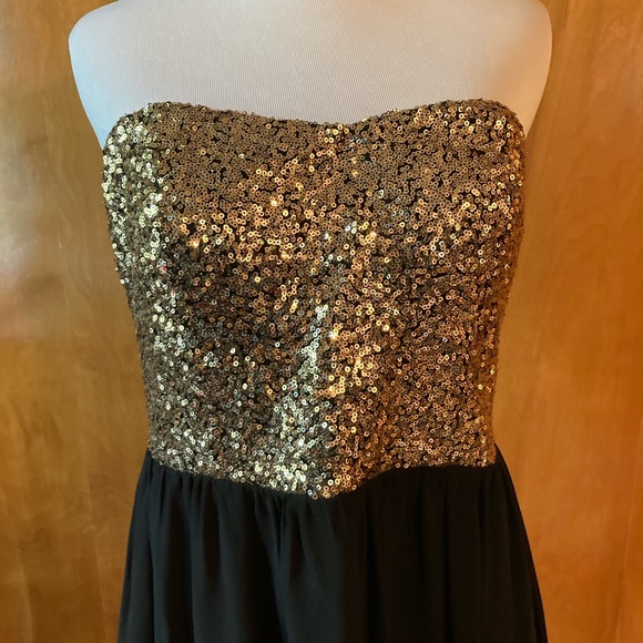 Womens dress size large - Picture 2 of 3